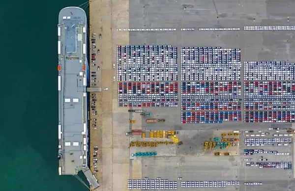 ماذا تعرف عن معايير استيراد السيارات الكهربائية؟