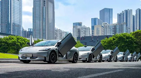 السيارات الكهربائية الصينية على وشك دخول المرحلة التالية مع مهمة Hyper GT الراقية